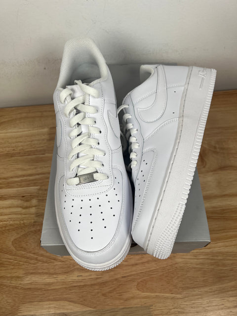 DS White Air Force 1 Sz 7.5W/6Y
